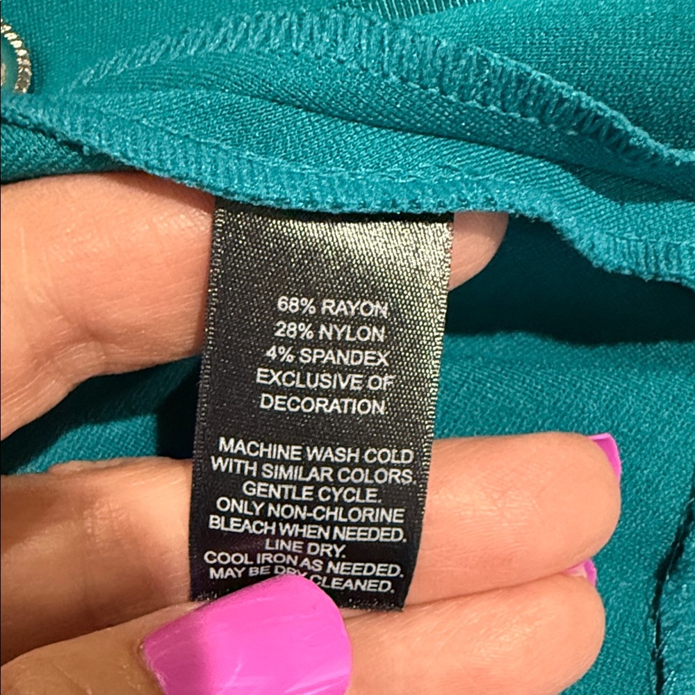 White House Black Market Teal Blazer, Size 6 - Picture 8 of 11